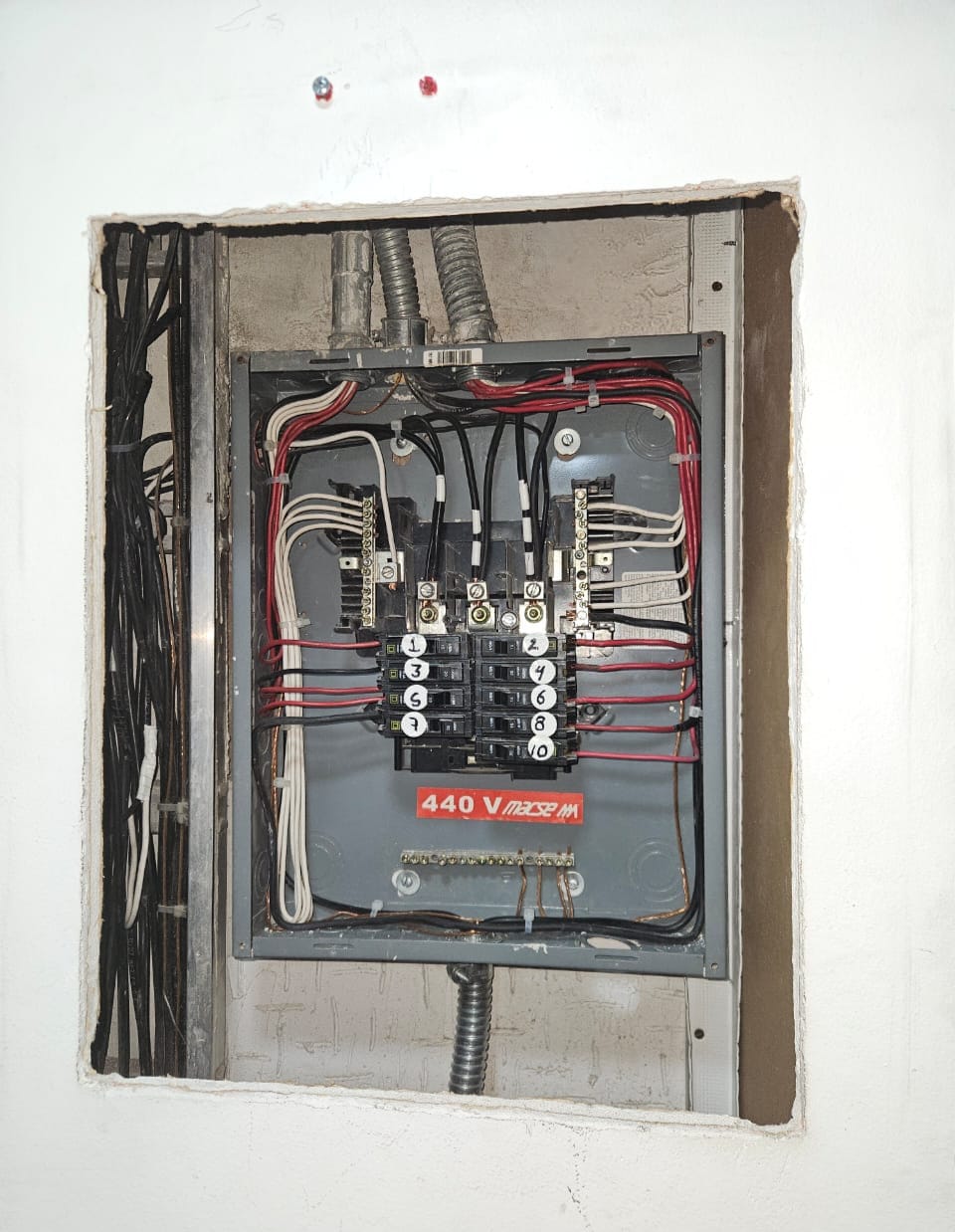 Trabajo eléctrico SEIRV en campo
