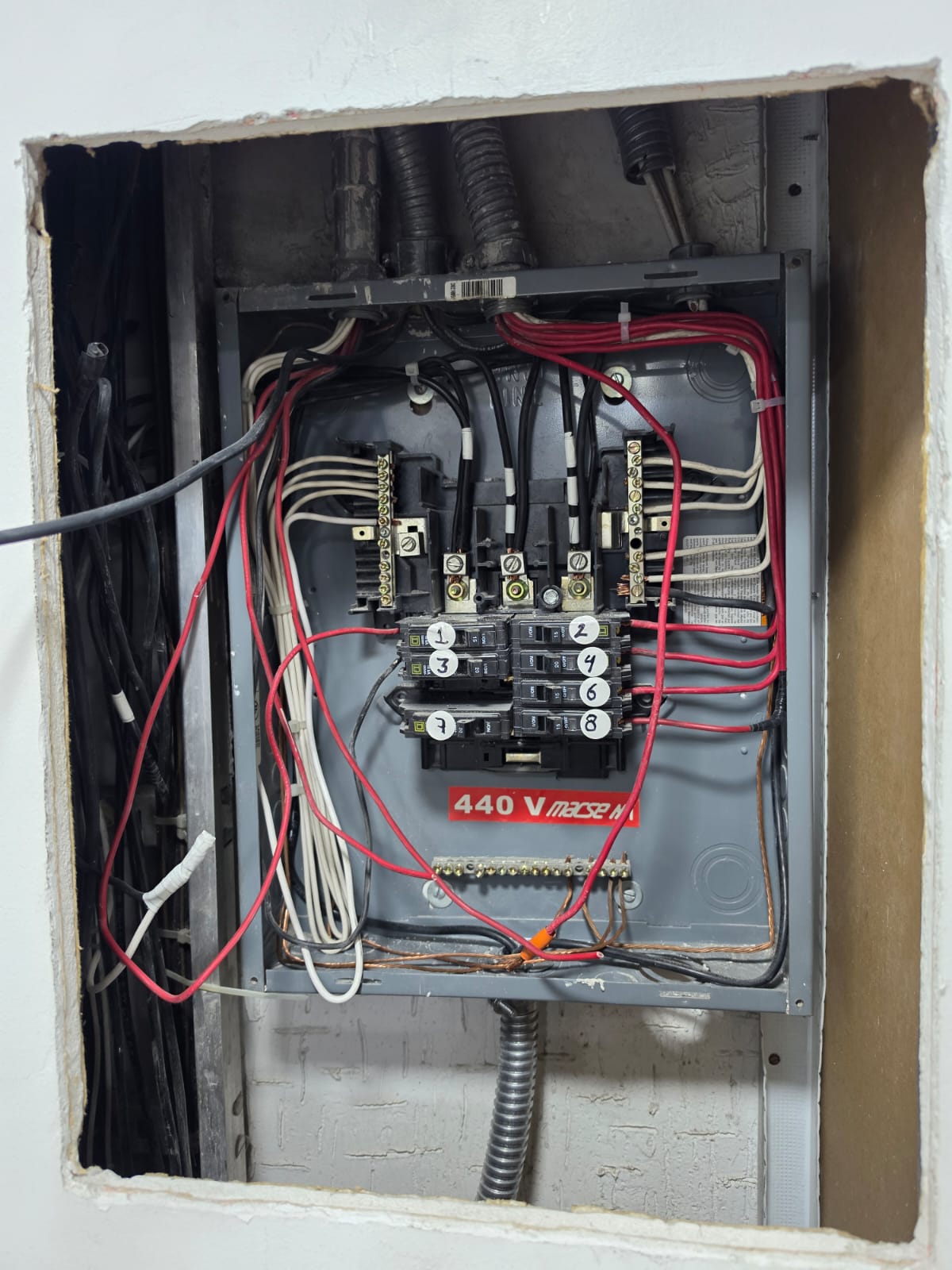Trabajo eléctrico SEIRV en campo